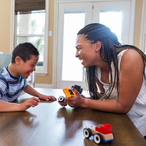 Alle verlofvormen voor ouders op een rij, van geboorte tot zorg voor kinderen
