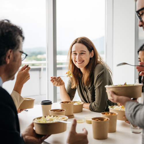 Gezond lunchen op kantoor voor goede vitaliteit