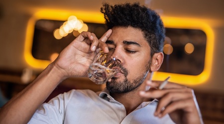 Alcohol Drinkende Medewerker