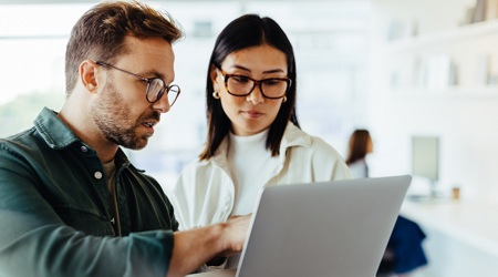 Ziekteverzuim Onder De Loep - helft bedrijven heeft geen schriftelijk ziekteverzuimbeleid