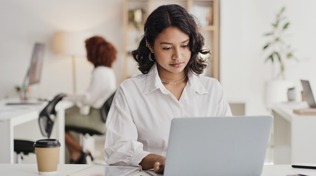 Sterke groei kort verzuim onder jonge medewerkers