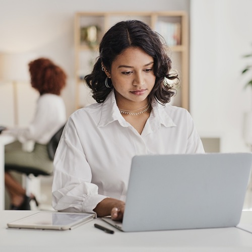 Sterke groei kort verzuim onder jonge medewerkers